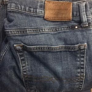 Lucky Brand 221 Straight Jeans size 38x32